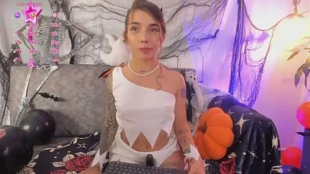 Snapshot of Mollymoon1 chatting on October 2025 09:16:02 PM Mollymoon1 online show from October 2025 09:16:02 PM