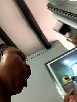 Pearl 00 online show from January 2026 12:40:02 PM