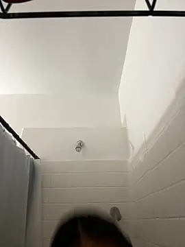 AlyssiaAmoreXO online show from October 2025 08:07:01 PM