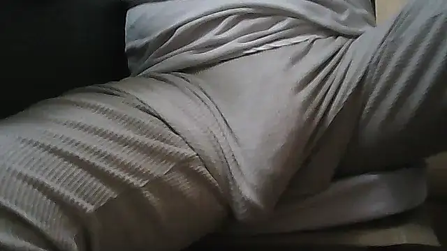 Snapshot of xxxlhung4uxxx chatting on October 2025 03:06:02 AM xxxlhung4uxxx online show from October 2025 03:06:02 AM