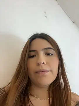 Snapshot of Eimyaniston_cute chatting on April 2026 04:50:02 PM Eimyaniston cute online show from April 2026 04:50:02 PM