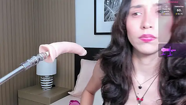 doll bella  online show from November 2025 07:58:01 PM