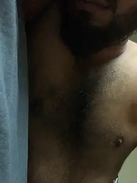 Snapshot of desiduzz21 chatting on December 2024 03:04:02 AM desiduzz21 online show from December 2024 03:04:02 AM