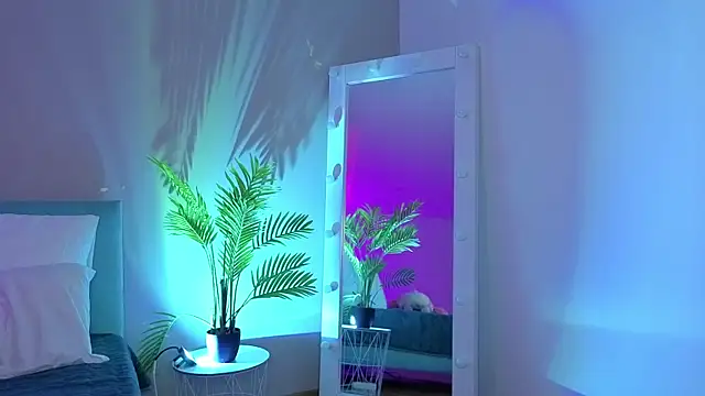L1ittle kitty  online show from May 2026 05:49:01 AM