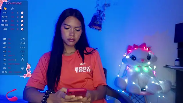 Snapshot of valeriah_7 chatting on December 2024 03:03:01 AM valeriah 7 online show from December 2024 03:03:01 AM