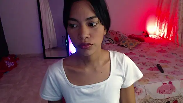 Snapshot of valeriah_7 chatting on February 2025 12:06:02 AM valeriah 7 online show from February 2025 12:06:02 AM