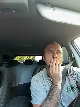 Lecatore80 online show from April 2026 03:45:01 PM