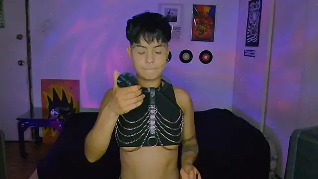 alex one888 online show from October 2025 12:27:01 AM