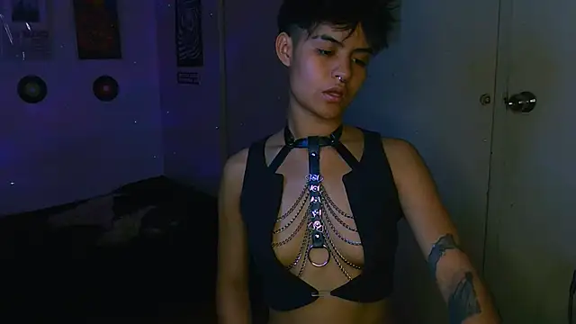 Snapshot of alex_one888 chatting on November 2025 10:41:01 PM alex one888 online show from November 2025 10:41:01 PM