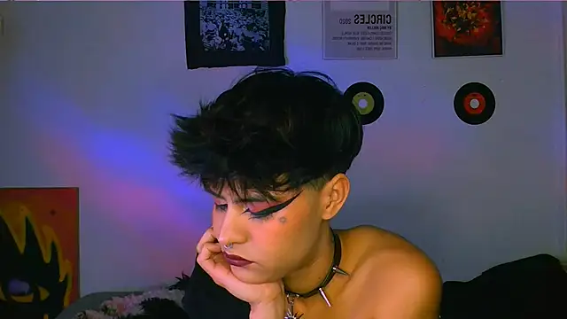 Snapshot of alex_one888 chatting on November 2025 01:15:01 AM alex one888 online show from November 2025 01:15:01 AM