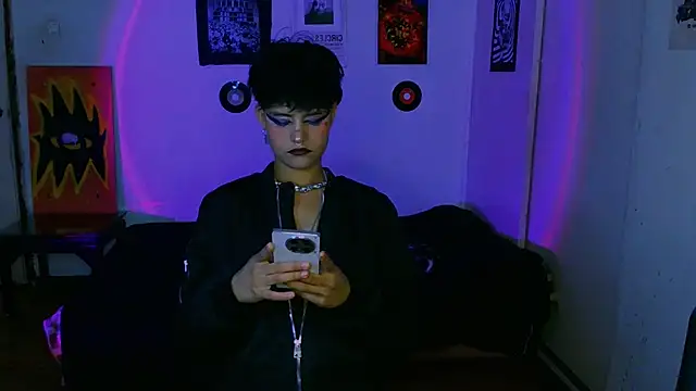 Snapshot of alex_one888 chatting on November 2025 10:12:01 PM alex one888 online show from November 2025 10:12:01 PM