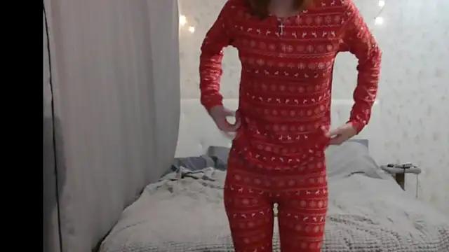 Snapshot of KateBunny chatting on December 2024 04:21:02 PM KateBunny online show from December 2024 04:21:02 PM