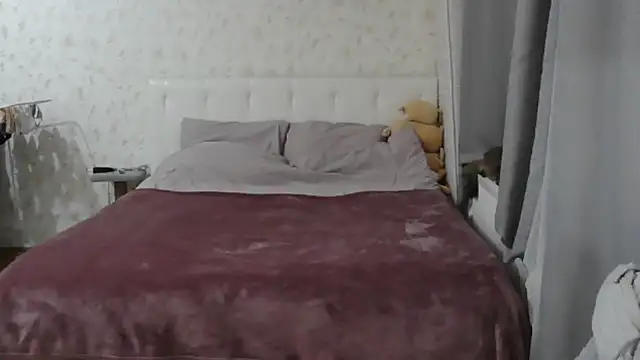 Snapshot of KateBunny chatting on October 2025 03:31:02 PM KateBunny online show from October 2025 03:31:02 PM