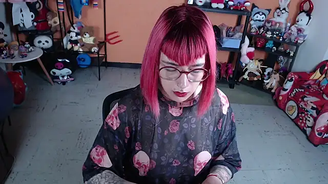 MissMiia2 online show from April 2026 12:43:01 PM