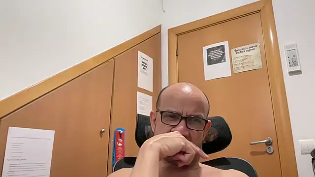MARI-LUIZ online show from July 2026 05:04:02 PM