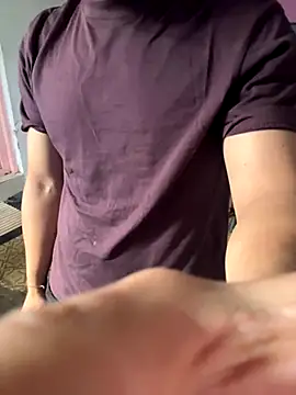 Snapshot of alburt_1996 chatting on December 2025 04:31:02 AM alburt 1996 online show from December 2025 04:31:02 AM