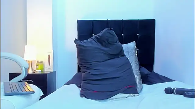 kathyajhonss online show from March 2025 12:51:01 AM