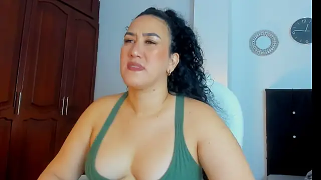 kathyajhonss online show from September 2025 10:54:01 PM