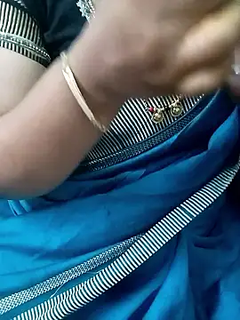Snapshot of your-sameera chatting on May 2026 05:23:02 AM your-sameera online show from May 2026 05:23:02 AM