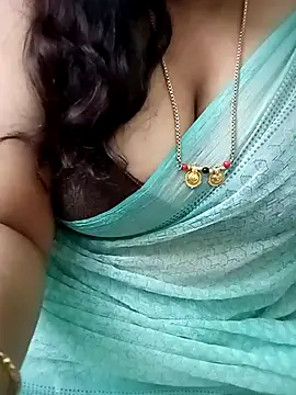 Snapshot of your-sameera chatting on May 2026 04:31:01 AM your-sameera online show from May 2026 04:31:01 AM