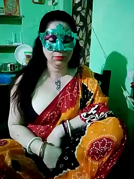 Snapshot of Raja_Ranii chatting on December 2024 08:11:01 AM Raja Ranii online show from December 2024 08:11:01 AM