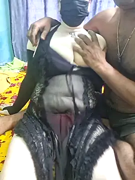 Snapshot of Raja_Ranii chatting on November 2025 03:20:02 AM Raja Ranii online show from November 2025 03:20:02 AM