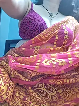 Snapshot of Raja_Ranii chatting on February 2026 02:27:01 PM Raja Ranii online show from February 2026 02:27:01 PM