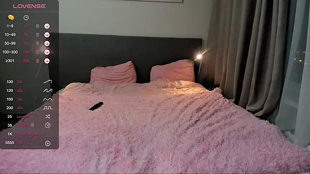 jesssicamooon online show from November 2025 08:29:02 PM