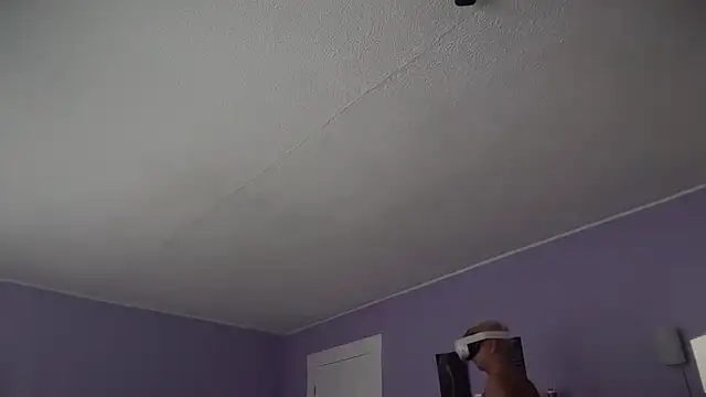 GymBoyVan online show from April 2026 11:37:02 PM