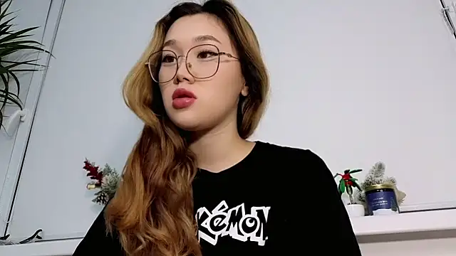 Snapshot of Jennatyan chatting on December 2025 11:30:02 AM Jennatyan online show from December 2025 11:30:02 AM