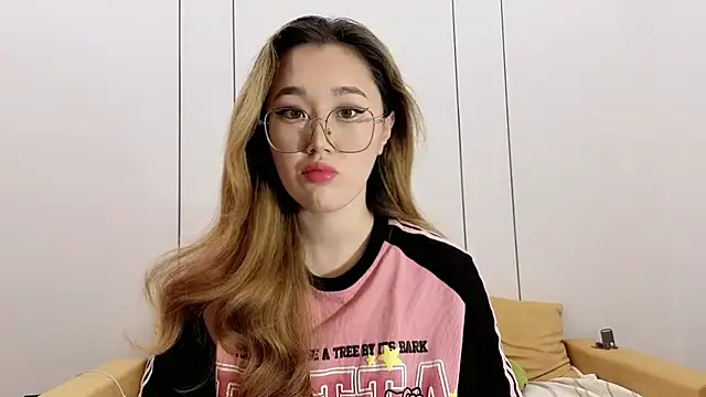 Snapshot of Jennatyan chatting on January 2026 09:25:02 AM Jennatyan online show from January 2026 09:25:02 AM