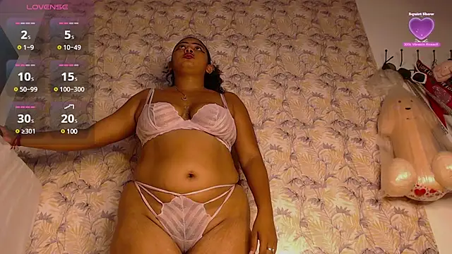 Snapshot of LaCrespaHerrera chatting on January 2025 10:27:01 PM LaCrespaHerrera online show from January 2025 10:27:01 PM