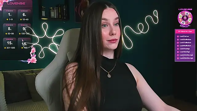 Snapshot of katie_taylorr chatting on October 2025 10:32:02 PM katie taylorr online show from October 2025 10:32:02 PM