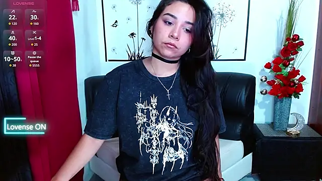 Snapshot of Lune_Claire chatting on January 2026 12:02:01 AM Lune Claire online show from January 2026 12:02:01 AM