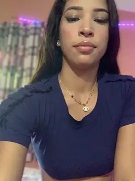 Snapshot of Nicole_cute1 chatting on December 2024 07:00:02 PM Nicole cute1 online show from December 2024 07:00:02 PM