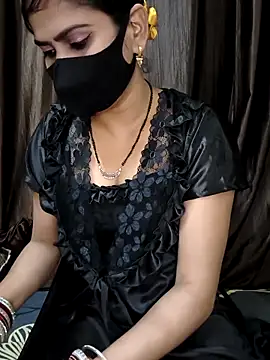 kaveerpooja947 online show from October 2025 05:19:02 PM