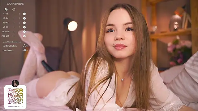 Snapshot of Miss_miracle chatting on March 2025 03:46:02 PM Miss miracle online show from March 2025 03:46:02 PM