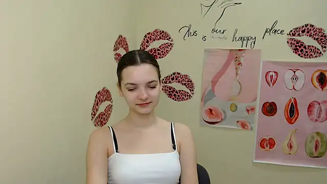  SusieSu  online show from January 2025 07:06:02 AM