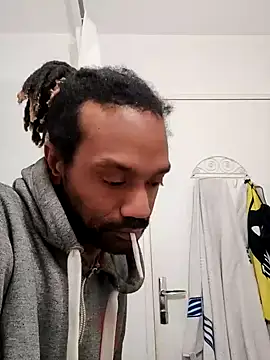 Snapshot of bas2ana chatting on December 2024 05:59:01 PM bas2ana online show from December 2024 05:59:01 PM