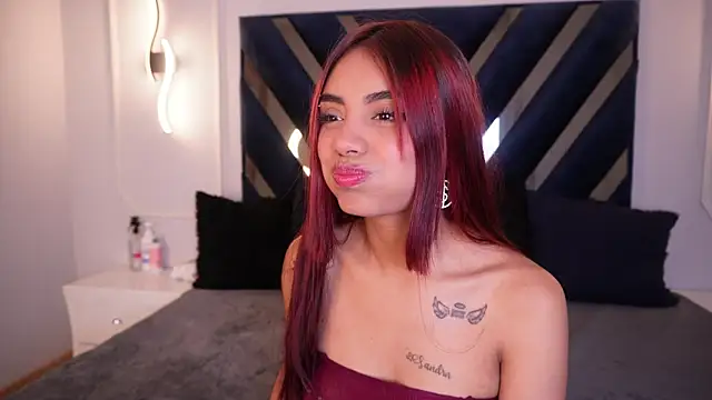 Snapshot of Tiffany_sander chatting on October 2025 04:27:01 AM Tiffany sander online show from October 2025 04:27:01 AM