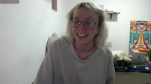 Cloe five online show from May 2026 12:15:01 AM