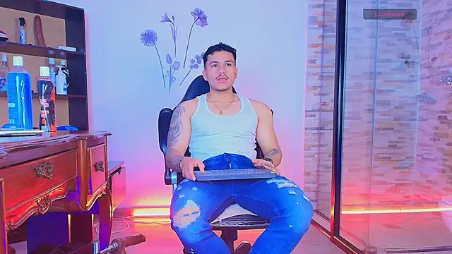 jeisonstark online show from July 2026 12:01:02 PM