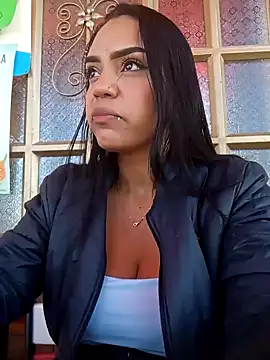 Sara-77 online show from January 2025 04:12:01 PM