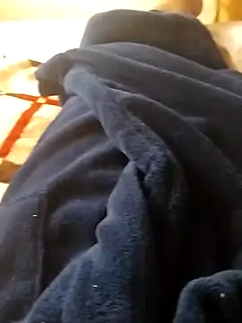 Snapshot of hugecrksam chatting on October 2025 06:26:02 AM hugecrksam online show from October 2025 06:26:02 AM