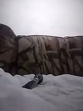 Snapshot of hugecrksam chatting on February 2026 09:51:02 PM hugecrksam online show from February 2026 09:51:02 PM