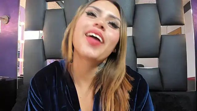 Snapshot of STEFANYVOLKOV chatting on January 2025 07:36:01 AM STEFANYVOLKOV online show from January 2025 07:36:01 AM