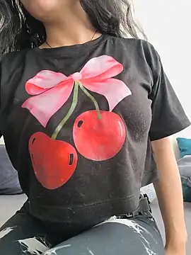 Lila Desiree online show from May 2026 02:49:02 PM