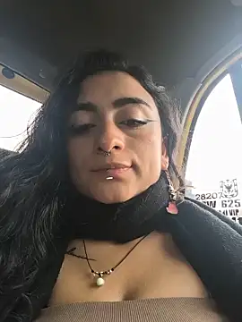Lila Desiree online show from May 2026 07:56:01 PM