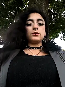 Lila Desiree online show from June 2026 10:22:02 PM