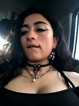 Lila Desiree online show from June 2026 09:52:02 PM
